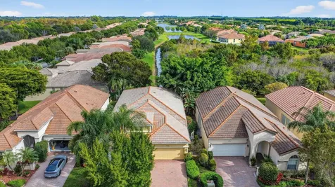 1848 Via Castello Wellington FL 33411