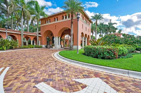 1848 Via Castello Wellington FL 33411
