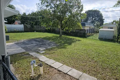 1626 43rd Street West Palm Beach FL 33407