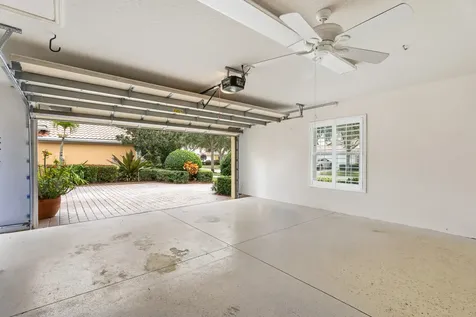 5422 Barbados Square Vero Beach FL 32967
