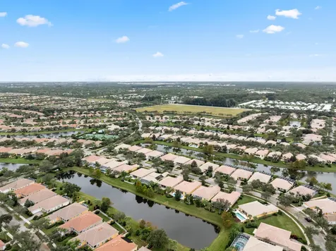5422 Barbados Square Vero Beach FL 32967