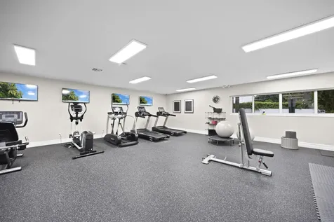 801 S Federal Highway Pompano Beach FL 33062