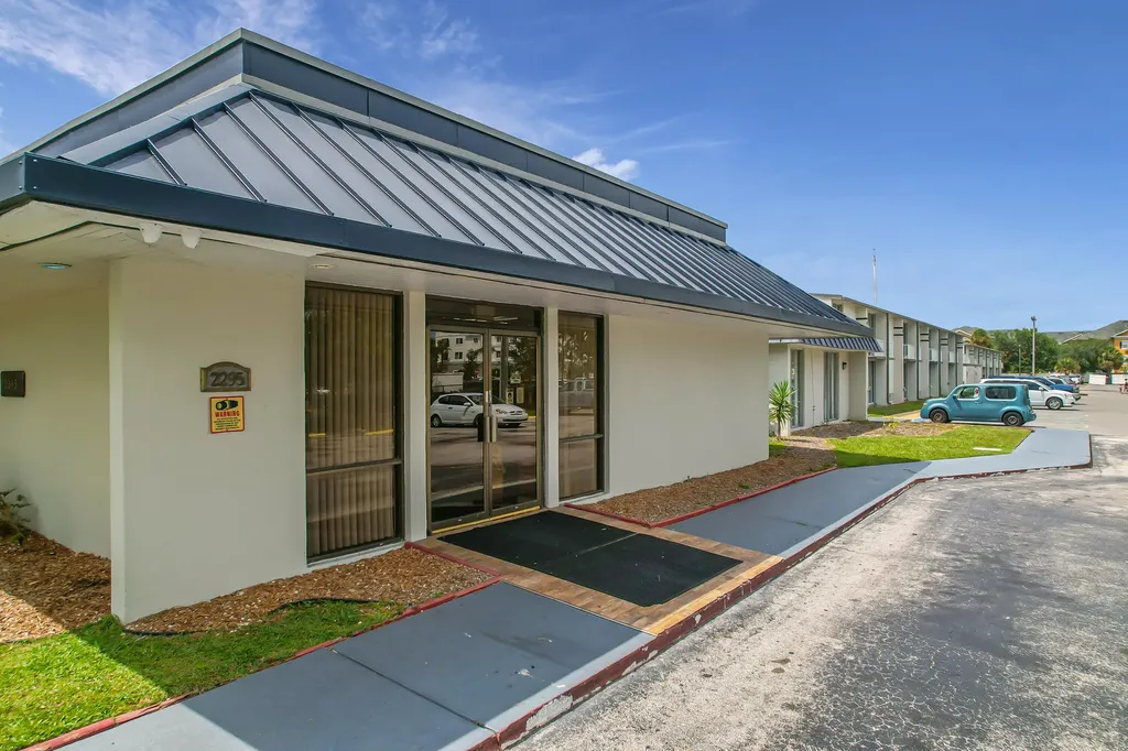 2295 E Irlo Bronson Memorial Highway Kissimmee FL 34744