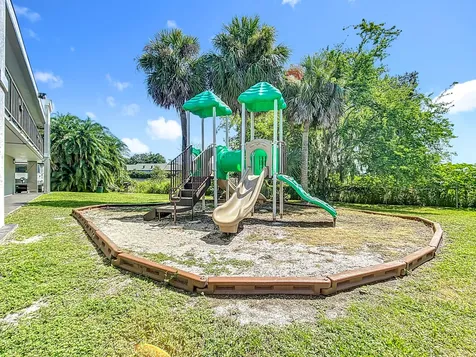 4645 N Socrum Loop Road Lakeland FL 33809