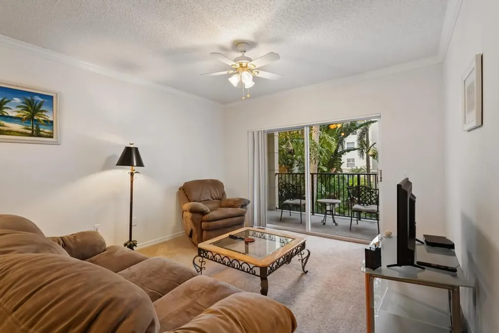 2202 Tuscany Way Boynton Beach FL 33435