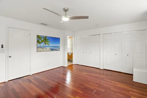 1045 Se 6th Avenue Dania Beach FL 33004