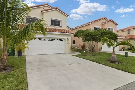 1045 Se 6th Avenue Dania Beach FL 33004