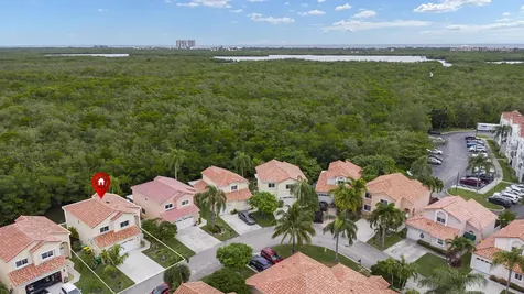 1045 Se 6th Avenue Dania Beach FL 33004