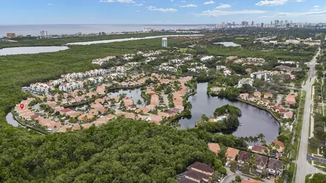1045 Se 6th Avenue Dania Beach FL 33004
