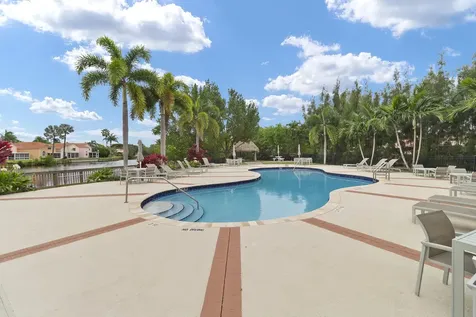 1045 Se 6th Avenue Dania Beach FL 33004