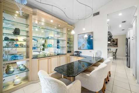 7155 Via Palomar Boca Raton FL 33433