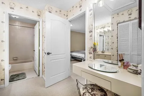 7155 Via Palomar Boca Raton FL 33433