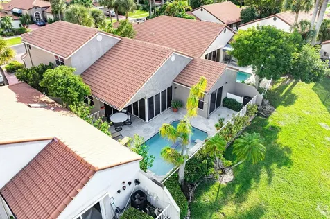 7155 Via Palomar Boca Raton FL 33433