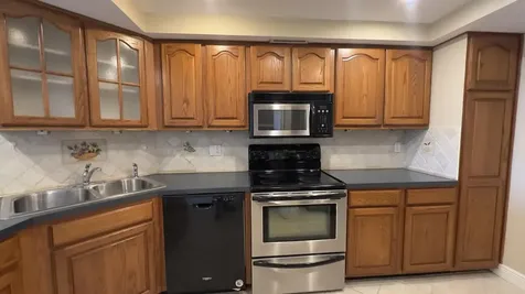 2425 Presidential Way West Palm Beach FL 33401