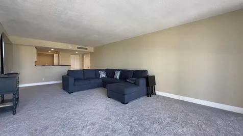 2425 Presidential Way West Palm Beach FL 33401