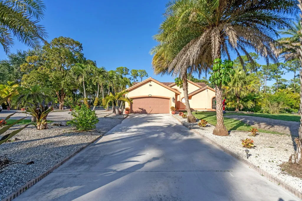 15857 N 75th Lane Loxahatchee FL 33470