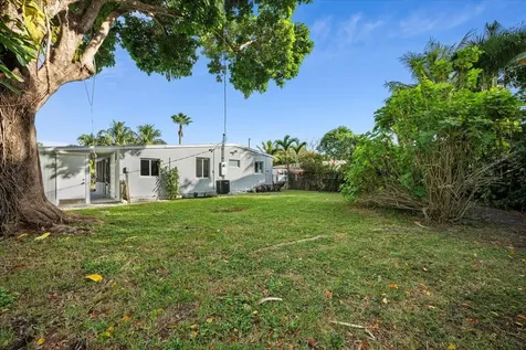 3209 French Avenue Lake Worth FL 33461