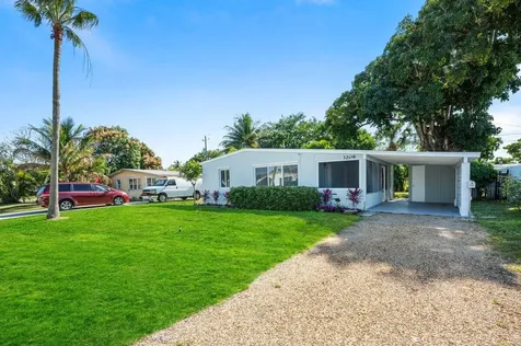 3209 French Avenue Lake Worth FL 33461