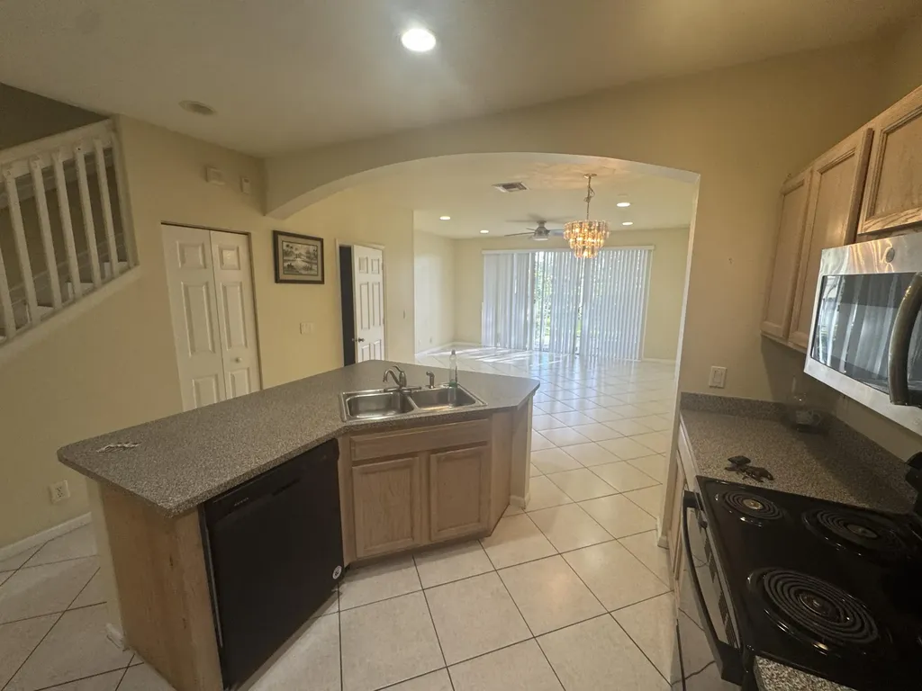8171 Bellagio Lane Boynton Beach FL 33472