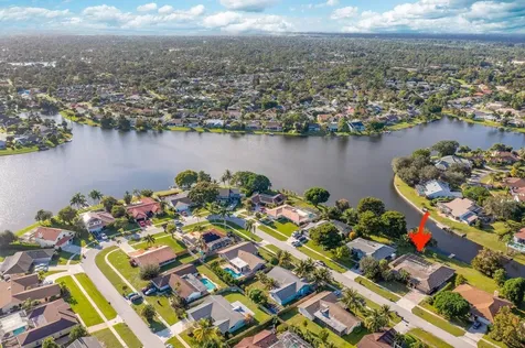 12775 Guilford Circle Wellington FL 33414