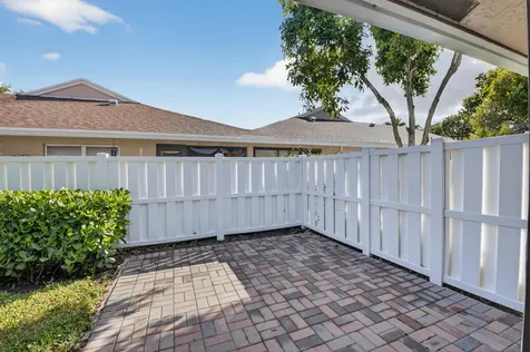 8188 Sweetbriar Way Boca Raton FL 33496