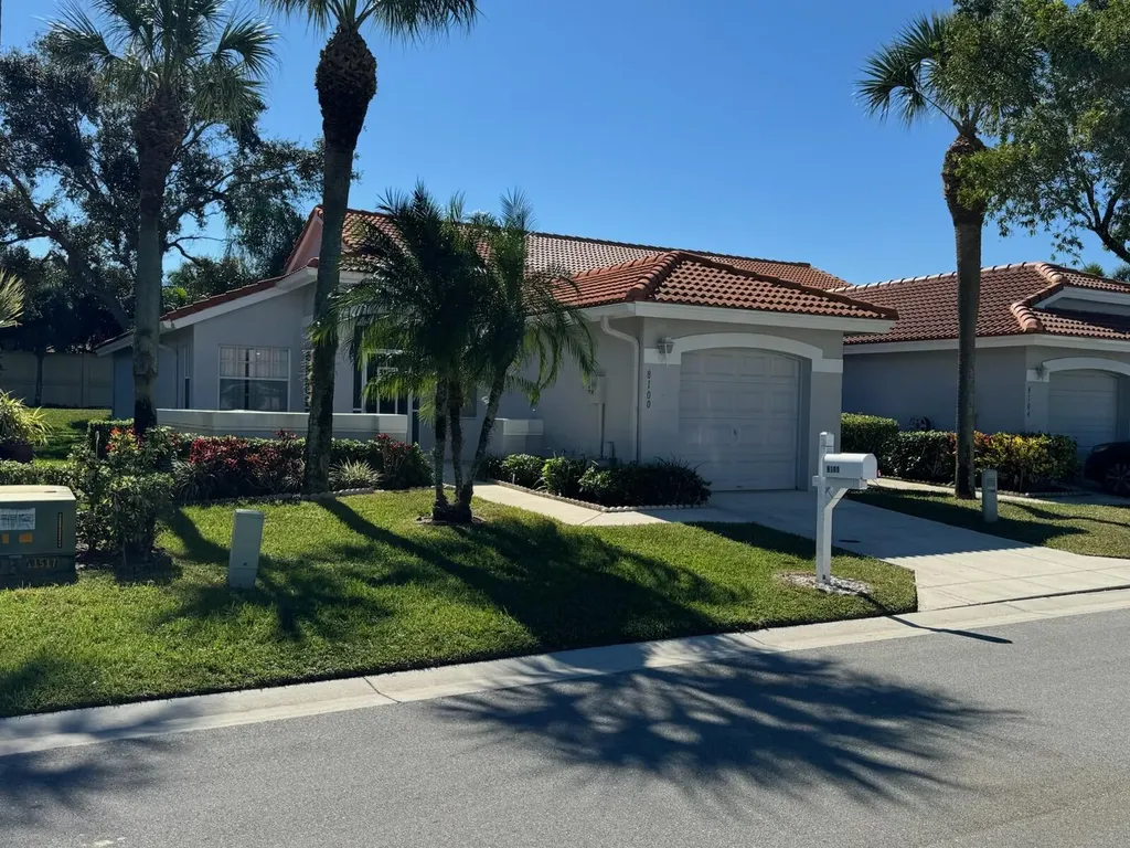 8100 Summer Shores Drive Delray Beach FL 33446