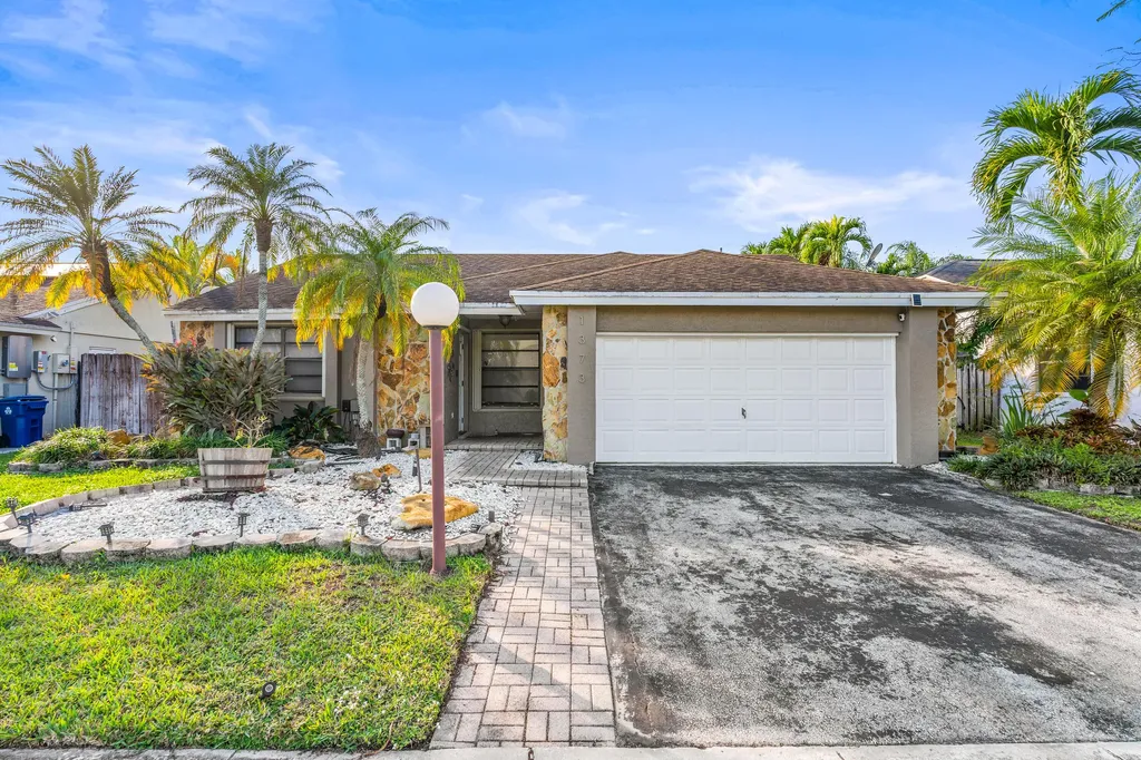 1373 Sw 151st Avenue Sunrise FL 33326