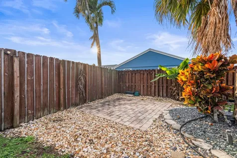 1373 Sw 151st Avenue Sunrise FL 33326
