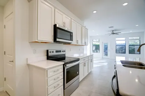 Palm Springs FL 33406