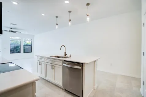 Palm Springs FL 33406