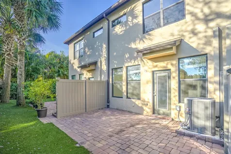 Palm Springs FL 33406
