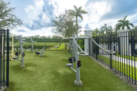 Palm Springs FL 33406