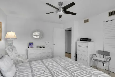 21215 Lago Circle Boca Raton FL 33433