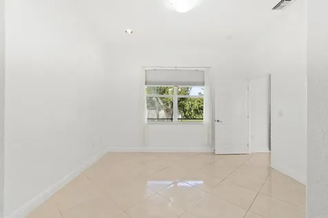 9353 Rodeo Drive Lake Worth FL 33467