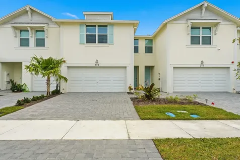 373 Salisbury Circle Fort Pierce FL 34982