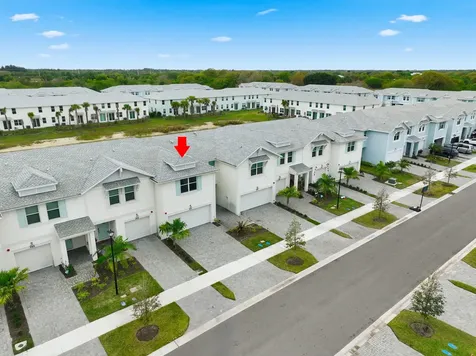 373 Salisbury Circle Fort Pierce FL 34982