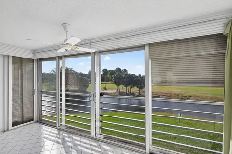 555 Oaks Lane Pompano Beach FL 33069