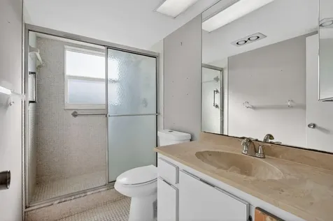 555 Oaks Lane Pompano Beach FL 33069