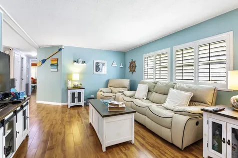 39001 Gayle Bay Boynton Beach FL 33436