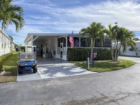 39001 Gayle Bay Boynton Beach FL 33436