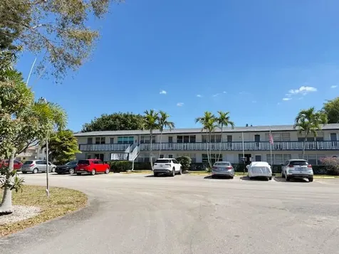 237 Northampton L West Palm Beach FL 33417
