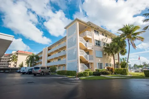 230 N Federal Highway Deerfield Beach FL 33441