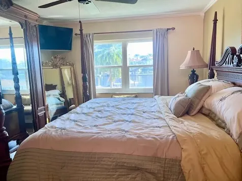 230 N Federal Highway Deerfield Beach FL 33441