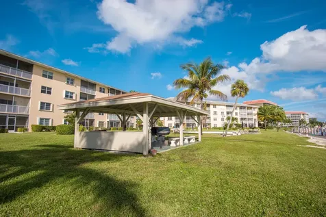 230 N Federal Highway Deerfield Beach FL 33441