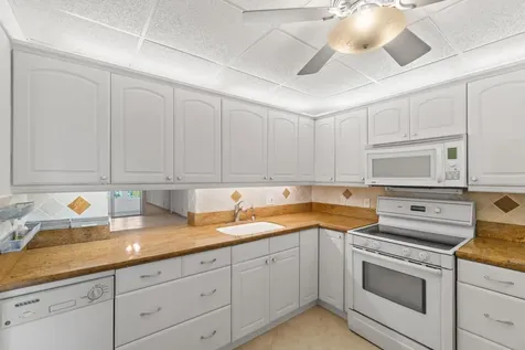 2615 NE 1st Court Boynton Beach FL 33435