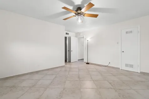2615 NE 1st Court Boynton Beach FL 33435