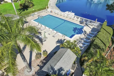 2721 N Garden Drive Lake Worth FL 33461