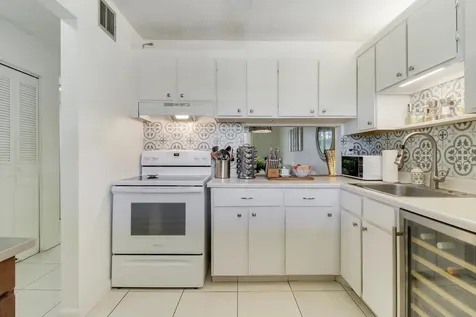 2721 N Garden Drive Lake Worth FL 33461