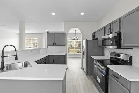 1618 Se Ridgewood Street Port Saint Lucie FL 34952