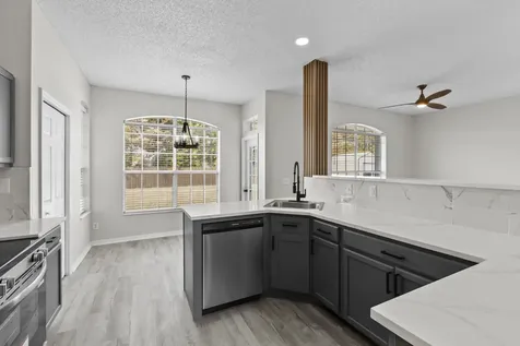1618 Se Ridgewood Street Port Saint Lucie FL 34952